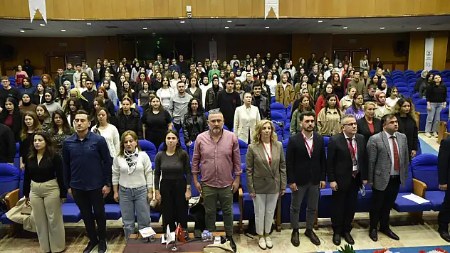 OMÜ'de Bağımlılık ve Koruyucu Yaklaşımlar Konuşuldu