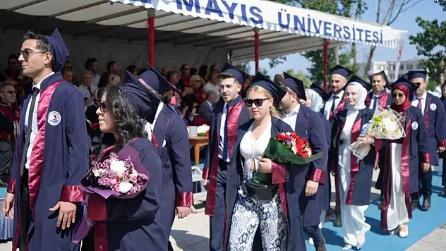 Omü'den sağlık ordusuna 350 yeni mezun