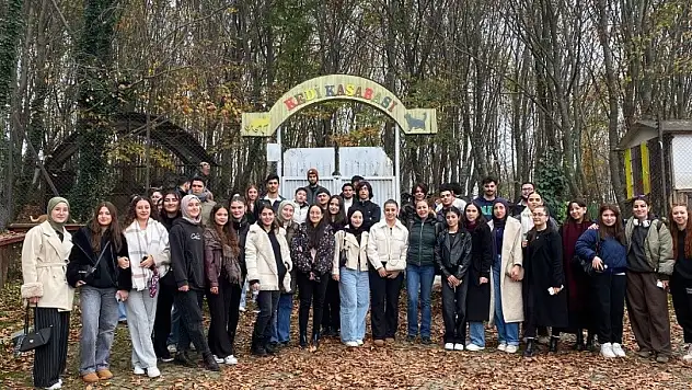 OMÜ'lü Öğrencilerden Sokak Hayvanlarına Anlamlı Destek
