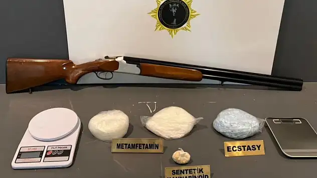 operasyonda 4 gözaltı