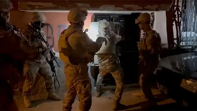 Operasyonlarda 135 şüpheli yakalandı