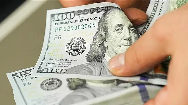 Özel sektörün yurt dışı kredi borcu arttı