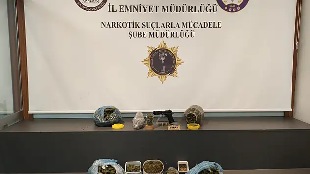 Polis Çatı Katında Esrar ve Tabanca Buldu