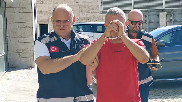 Polise bıçak çekip direnen şahıs tutuklandı