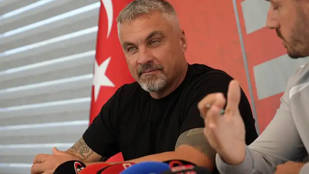 'Reis: Önce lig, sonra Avrupa zaferi'