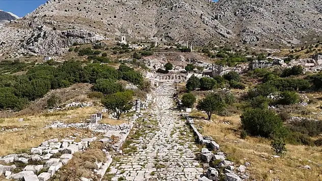 Sagalassos Antik Kenti'ndeki Odeon gün yüzüne çıkıyor