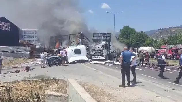 Sakarya'da korkunç kaza