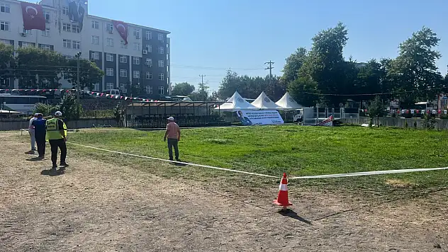 Salıpazarı Güreşe Doyacak: Pehlivanlar Er Meydanında