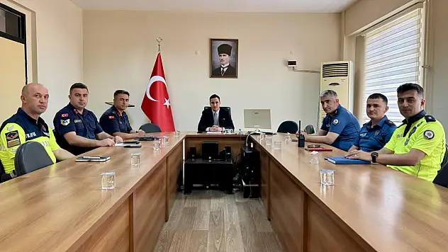 Salıpazarı'nda İlçe Güvenlik ve Asayiş Koordinasyon Toplantısı yapıldı