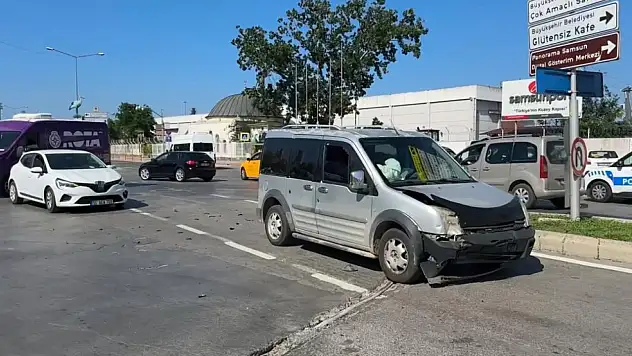 Samsun'da 2 araç çarpıştı : 1 yaralı