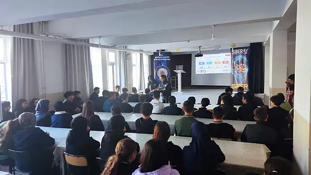 Samsun'da 315 Öğrenciye Siber Güvenlik Eğitimi