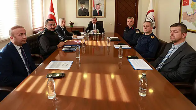 Samsun'da asayiş tedbirleri görüşüldü