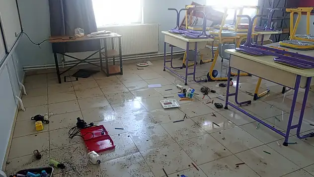 Samsun'da bir okula zarar verildi