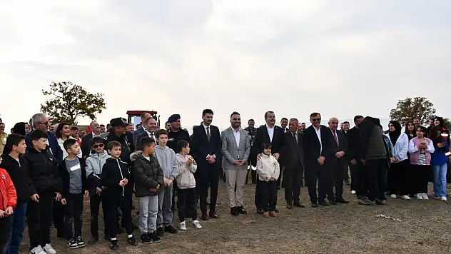 Samsun'da dikilen fidanlara can suyu verildi