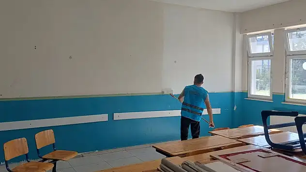 Samsun'da Hükümlüler Okul Duvarlarını Renklendirdi