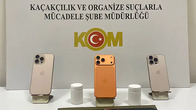 Samsun'da kaçak telefon ve uyuşturucu operasyonu