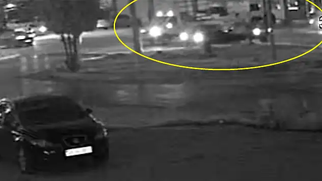 Samsun'da kaza anı güvenlik kamerasına yansıdı