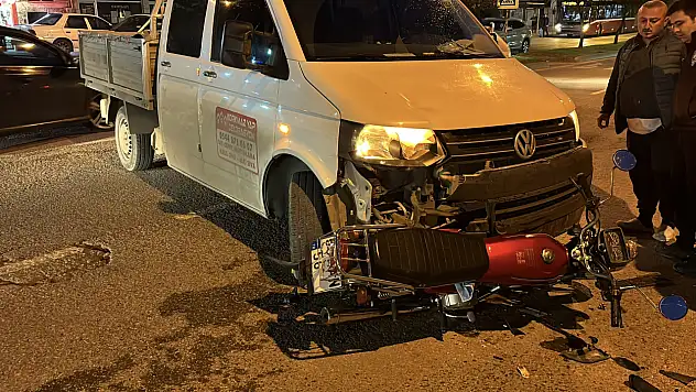 Samsun'da pikapla çarpışan motosiklet sürücüsü yaralandı