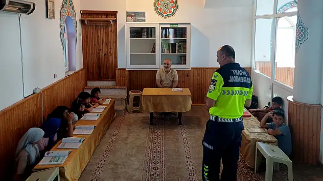 Samsun'da yaz Kur'an kursu öğrencilerine trafik eğitimi