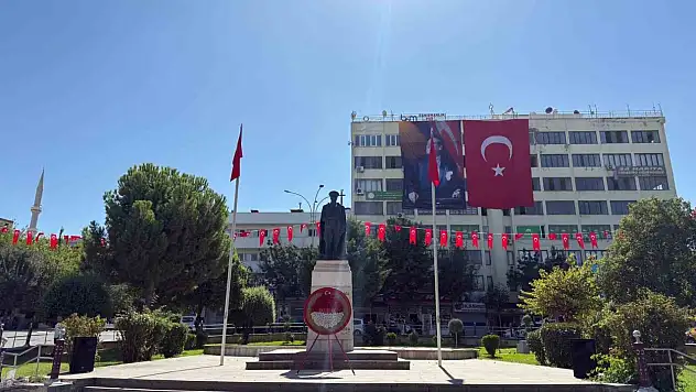 Şeref Günü kutlandı