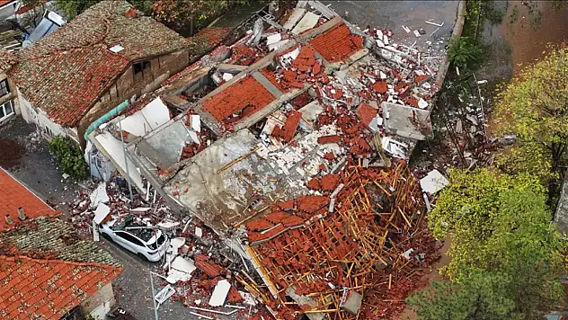 Sındırgı üç ayda Türkiye'nin yıllık deprem ortalamasının yüzde 60'ını yaşadı