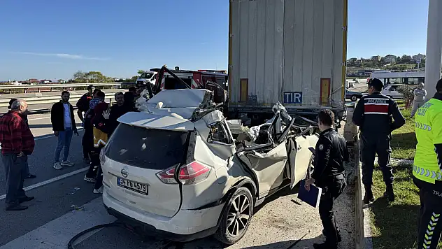 Sinop-Samsun Yolunda Feci Kaza: Sürücü Olay Yerinde Öldü