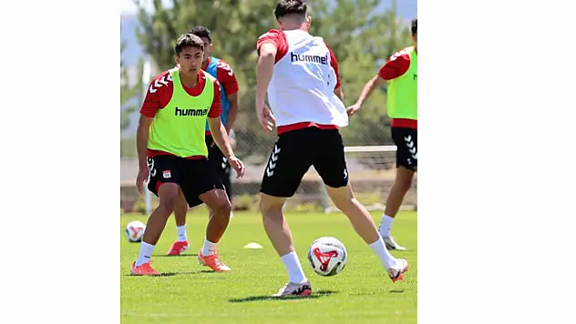 Sivasspor'da yeni sezon hazırlıkları sürüyor