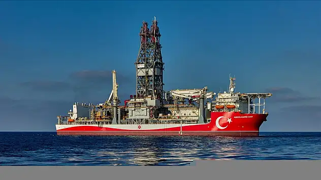 Sondaj gemisi 3 yılda 9 sondaj, 75 milyar metreküplük keşif yaptı