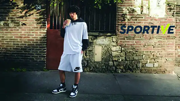 Spor Giyim İle Hem Tarz Hem Sportif