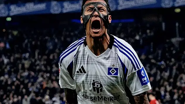 Süper Lig'e bir maskeli golcü daha