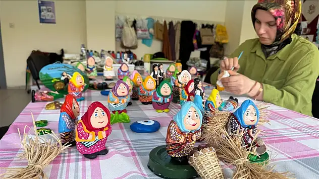 Taş bebekler gelir kapısı oldu