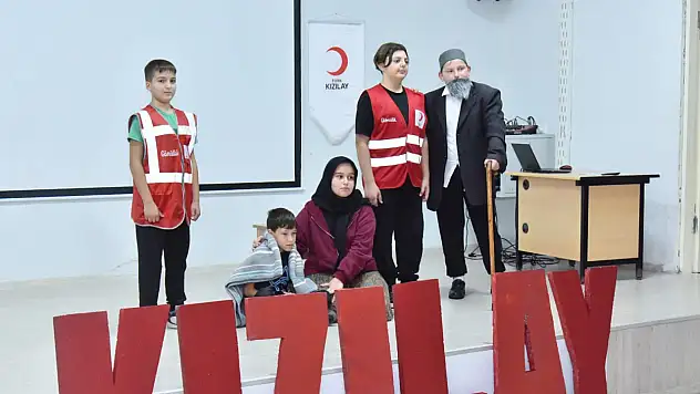 Tekkeköy'de Kızılay Haftası kutlandı