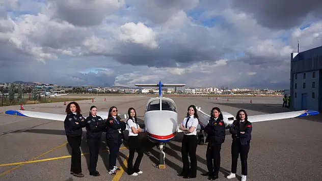 THK Üniversitesi Gökyüzüne Kadın Pilotlar Yetiştiriyor