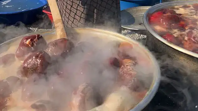 Tiritin Yanındaki Vazgeçilmez Tat Yeniden Kazanlarda