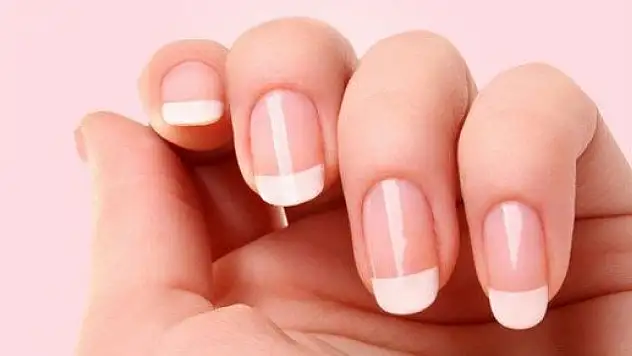Tırnak lekelerine doğal çözüm