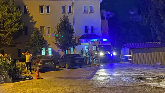 Trenle çarpışan sürücü hayatını kaybetti