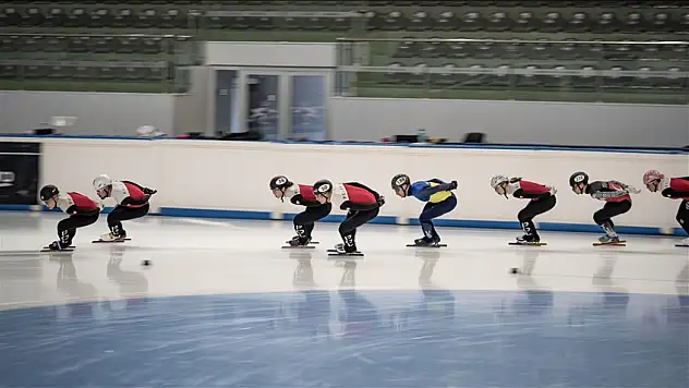 Türk sporunun yükselen branşı sürat pateni