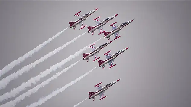 Türk Yıldızları Estonya'da