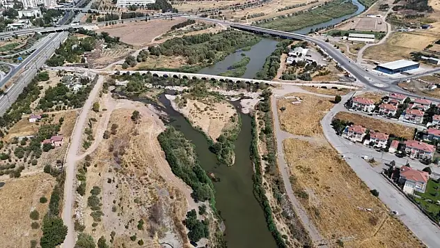 Türkiye'nin en uzun nehri alarm veriyor