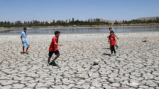 Ulaş Gölü'nde alarm zilleri çalıyor