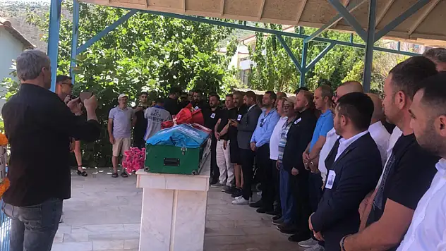 Ülkü Ocakları Başkanı Eren, son yolculuğuna uğurlandı