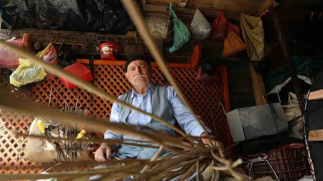 Unutulmaya yüz tutmuş semerciliği ayakta tutuyor