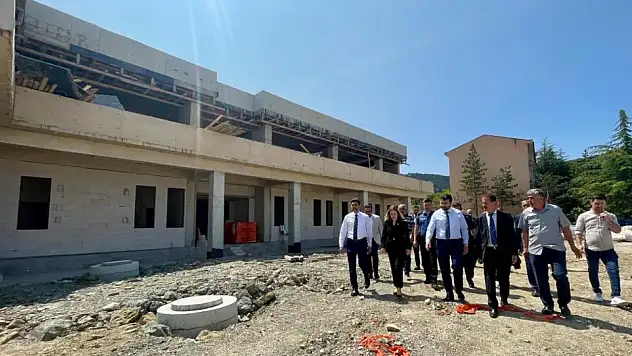 Vekil Şahin : iki önemli projeyi yakından takip ediyoruz