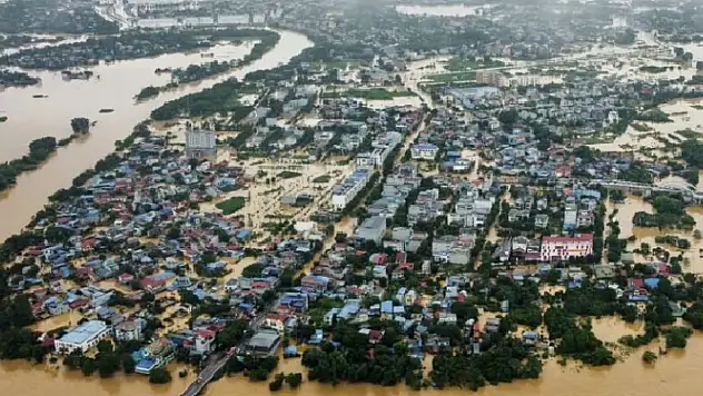 Vietnam'da selde 14 kişi kayıp