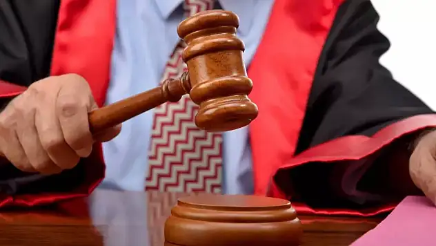 Yargıtay'dan boşanma davalarına damga vuran karar!