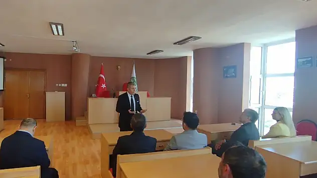 Yazar Ertav'tan Denetimli Serbestlik'te söyleşi