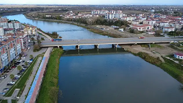 Yeşilırmak Nehri eski su seviyesine ulaştı