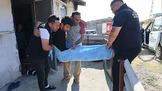 YKS sınavına sedyede gitti