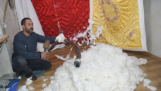 Zamana Direnen Meslek: 33 Yıldır Hallaçlık yapıyor