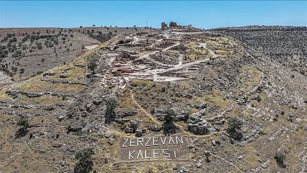 Zerzevan Kalesi'nde 1800 yıllık su dağıtım sistemi bulundu